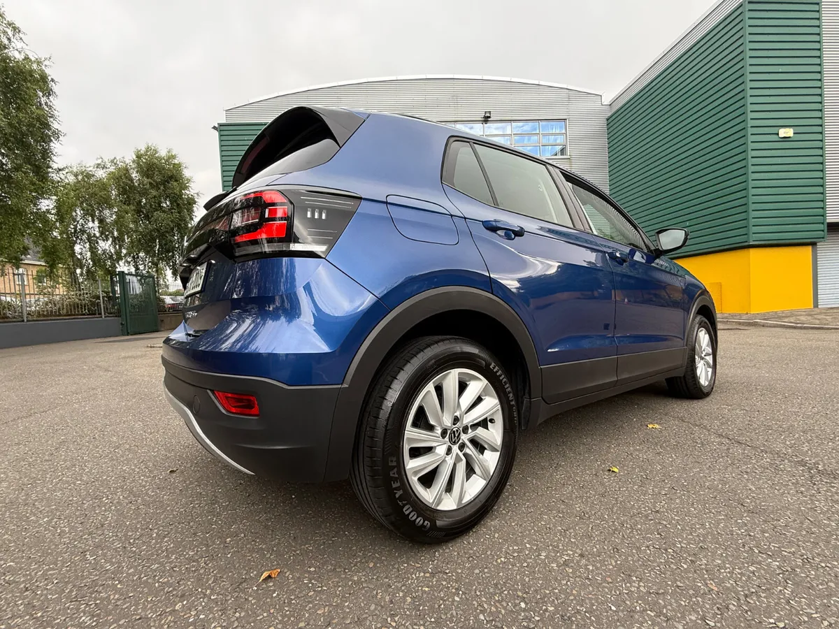 Volkswagen T-Cross 2022 - Image 4