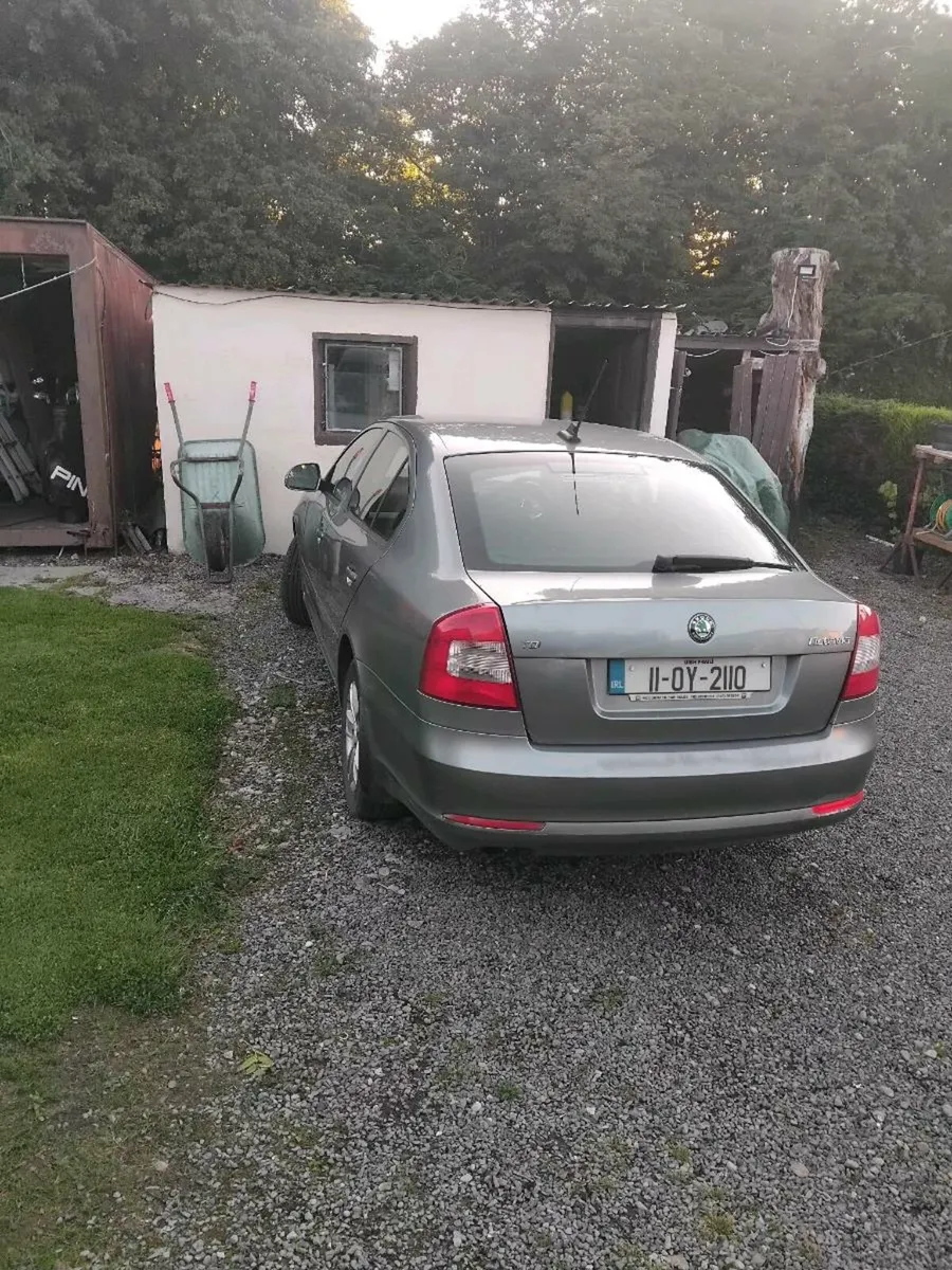 Skoda Octavia 2011 1.6 Diesel - Image 2
