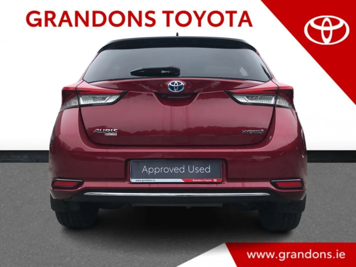Toyota Auris HYBRID LUNA SPORT - GRANDONS - Image 4