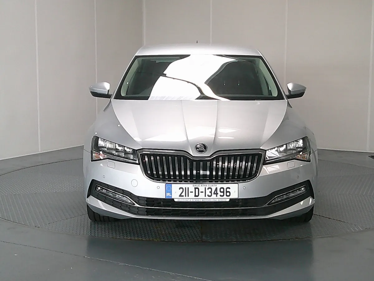 Skoda Superb 2021 - Image 2