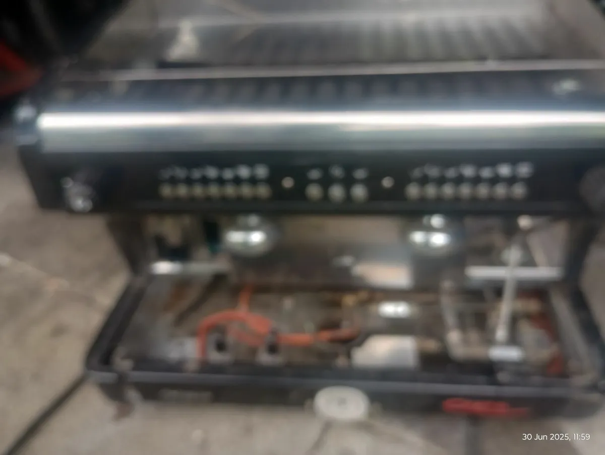 Coffee machine commercial - Image 1