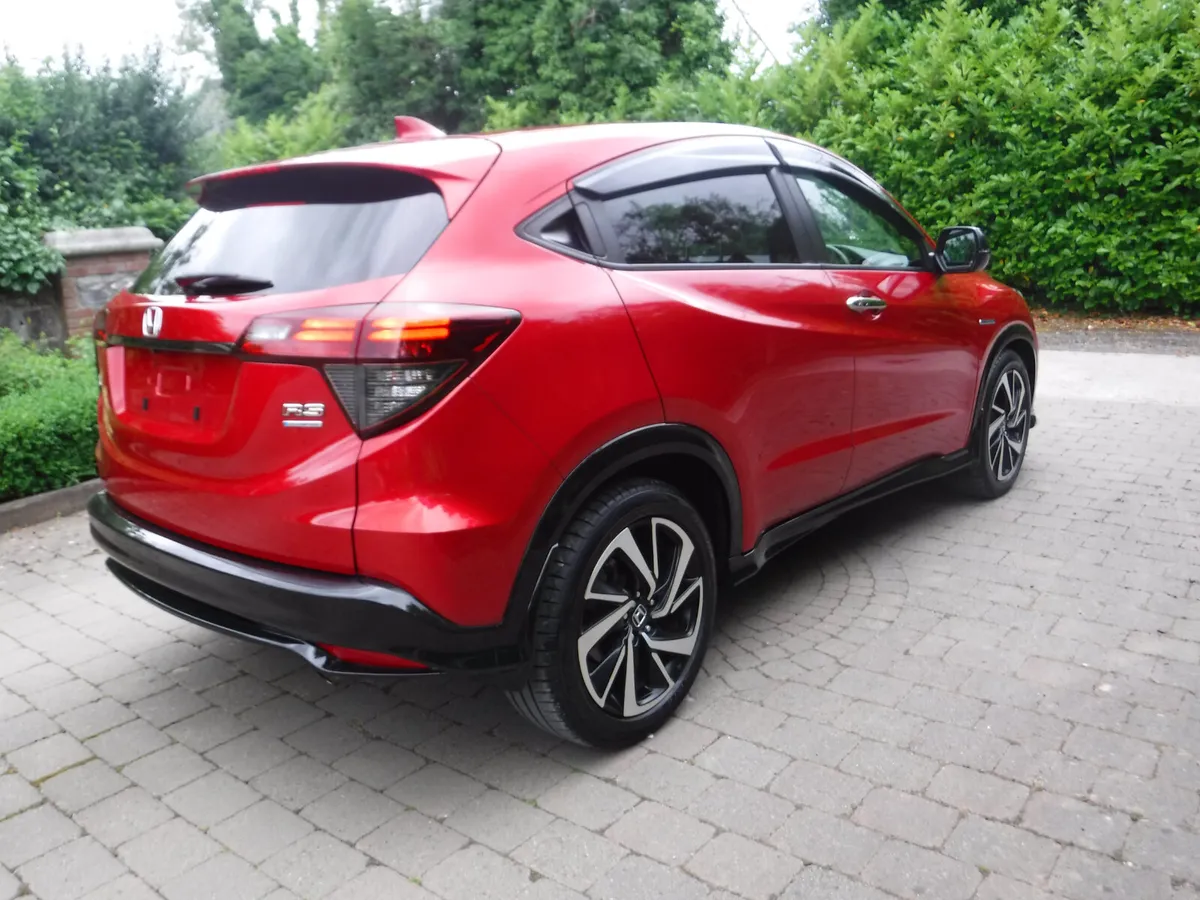 HONDA VEZEL 1.5 AUTO HYBRID RS LTD ANDROID+CARPLAY - Image 3