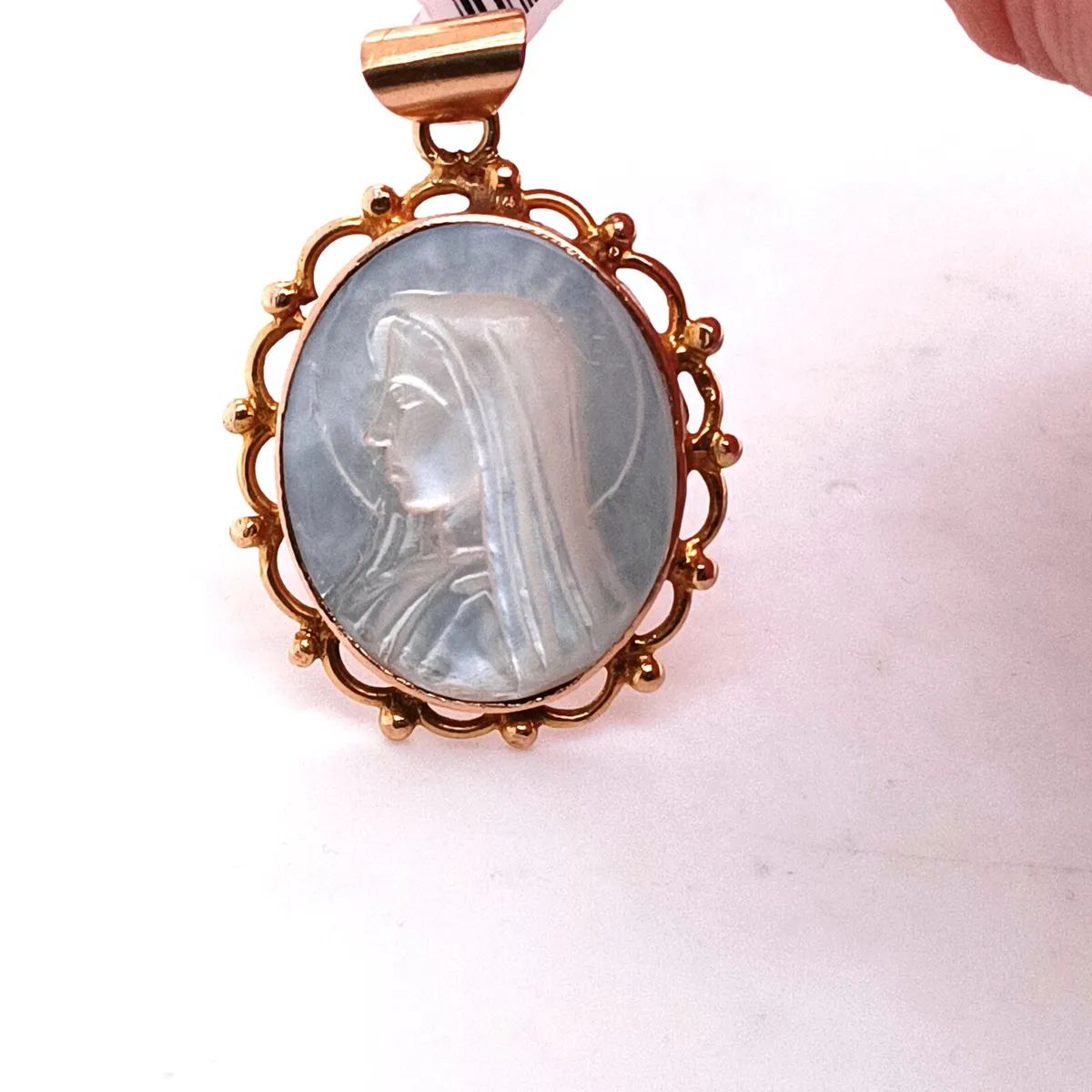 14k Gold & Shell Cameo Our Lady , Mary - Image 3