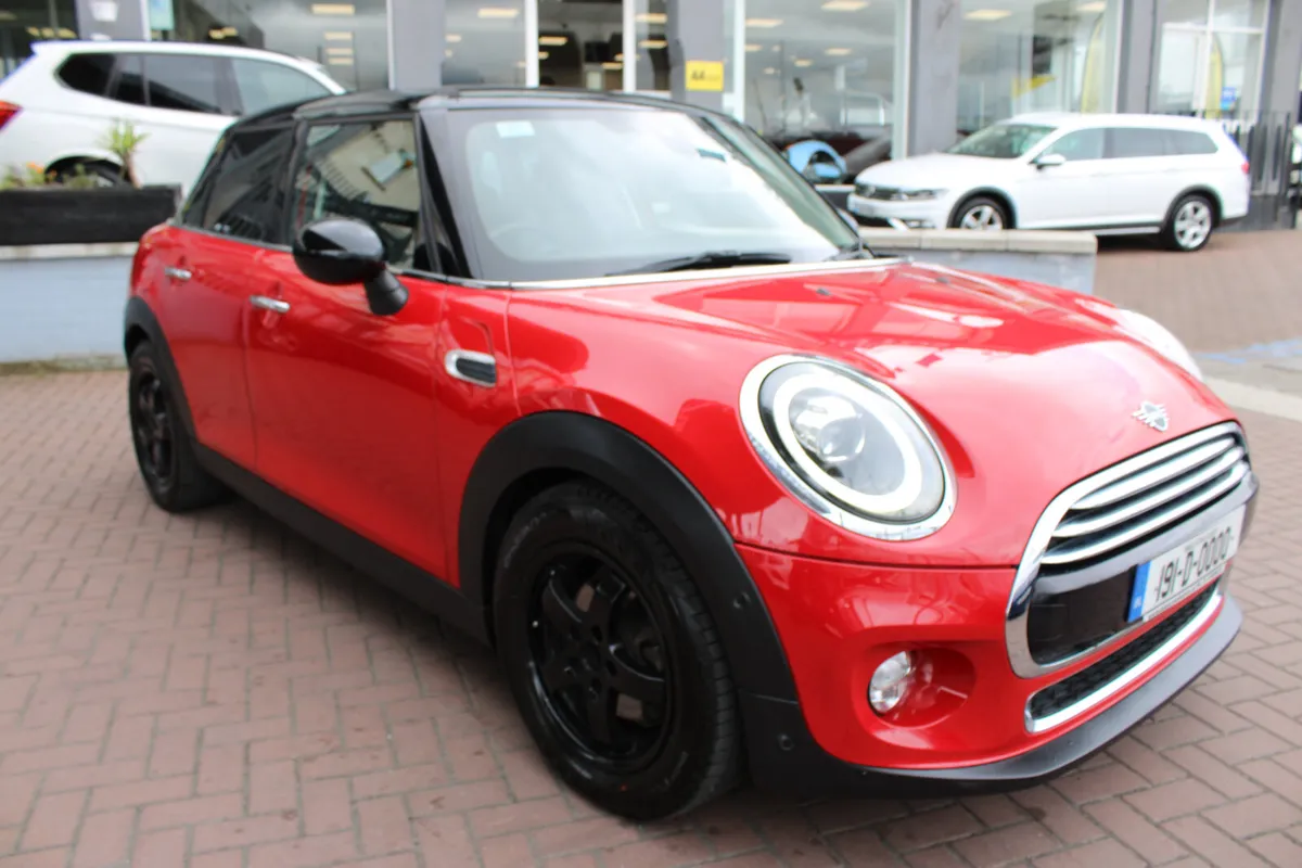 2019 MINI - Image 2