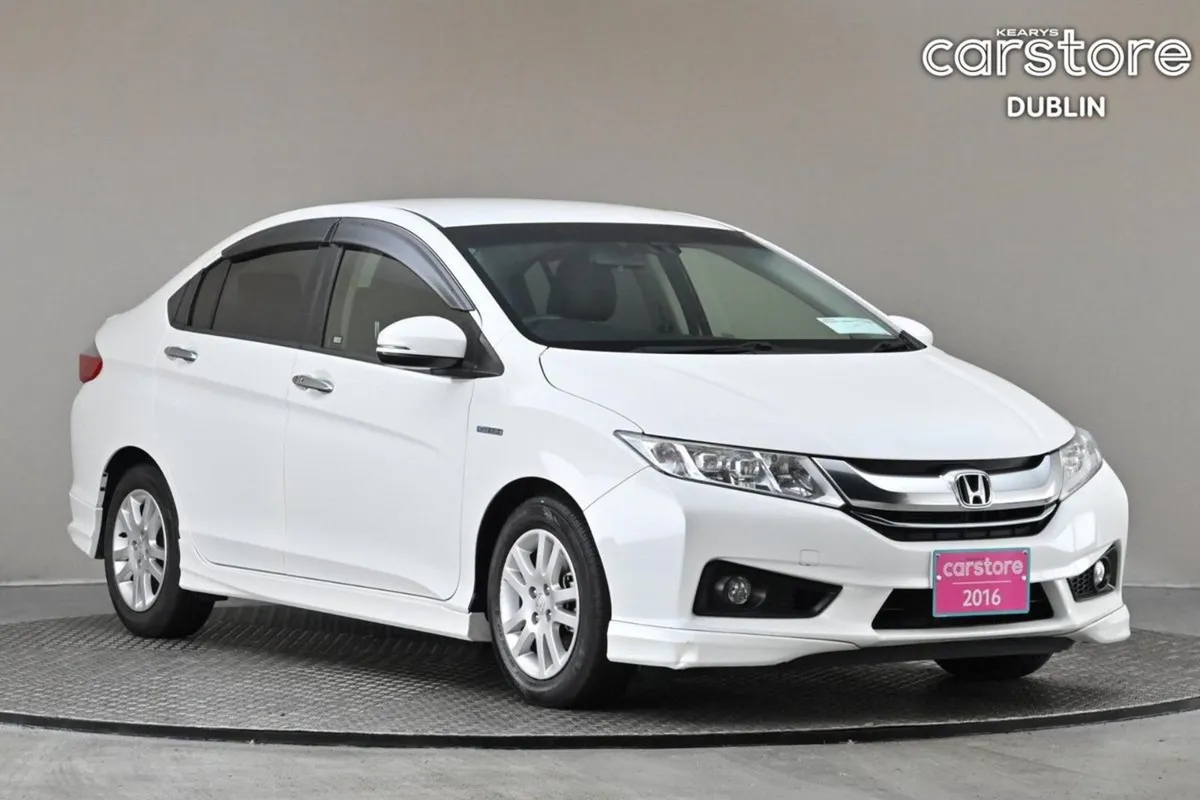 Honda Grace 1.5 Hybrid 4DR Auto  body Kit half Le - Image 1