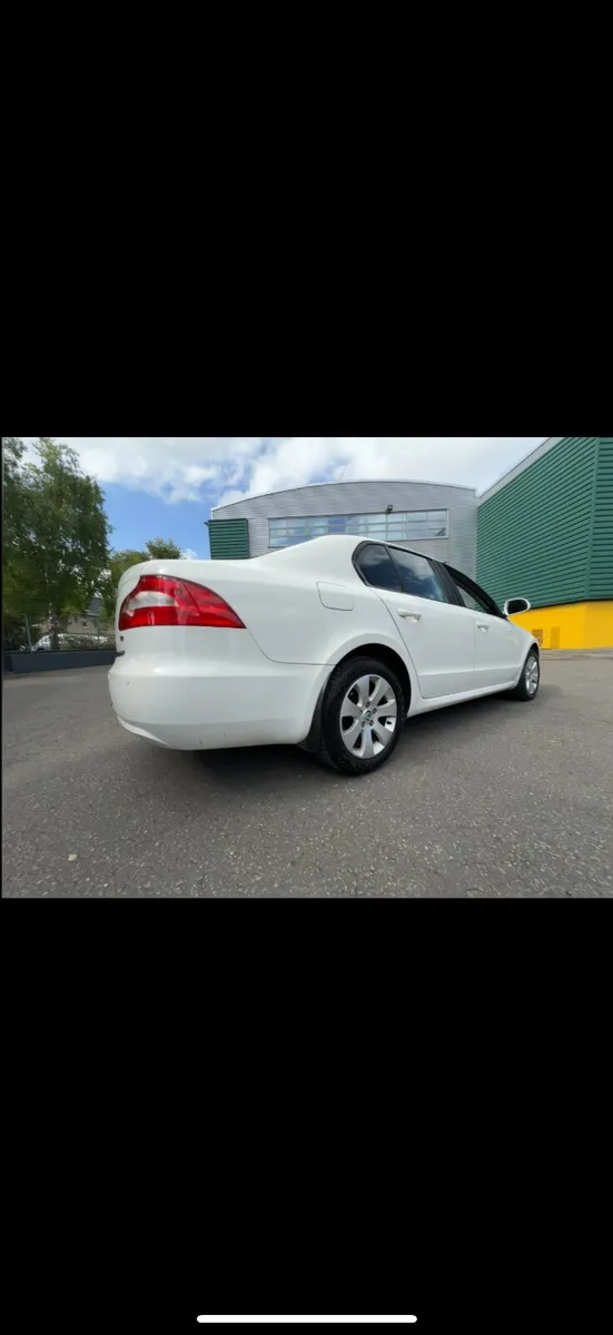 Skoda Superb 1.6 TDI - Image 4