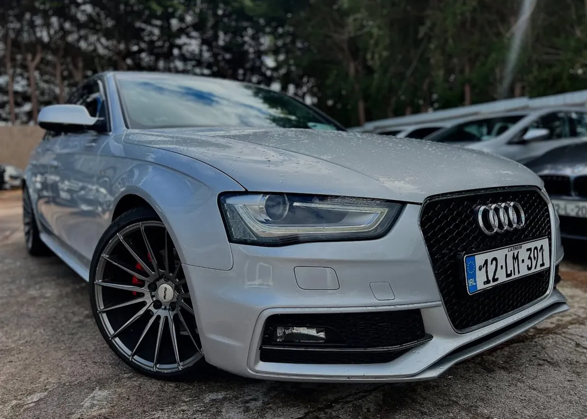 Audi A4 2012 S-LINE (NEW NCT) - Image 4