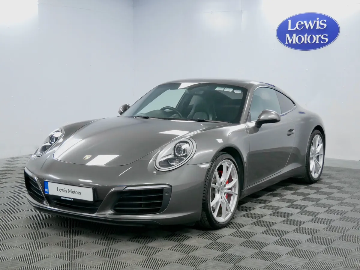 2017 Porsche 911 Carrera S - Image 4