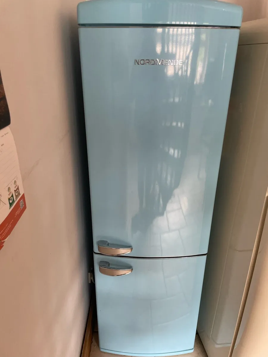 Nordmende No frost, Blue Retro Fridge freezer - Image 1