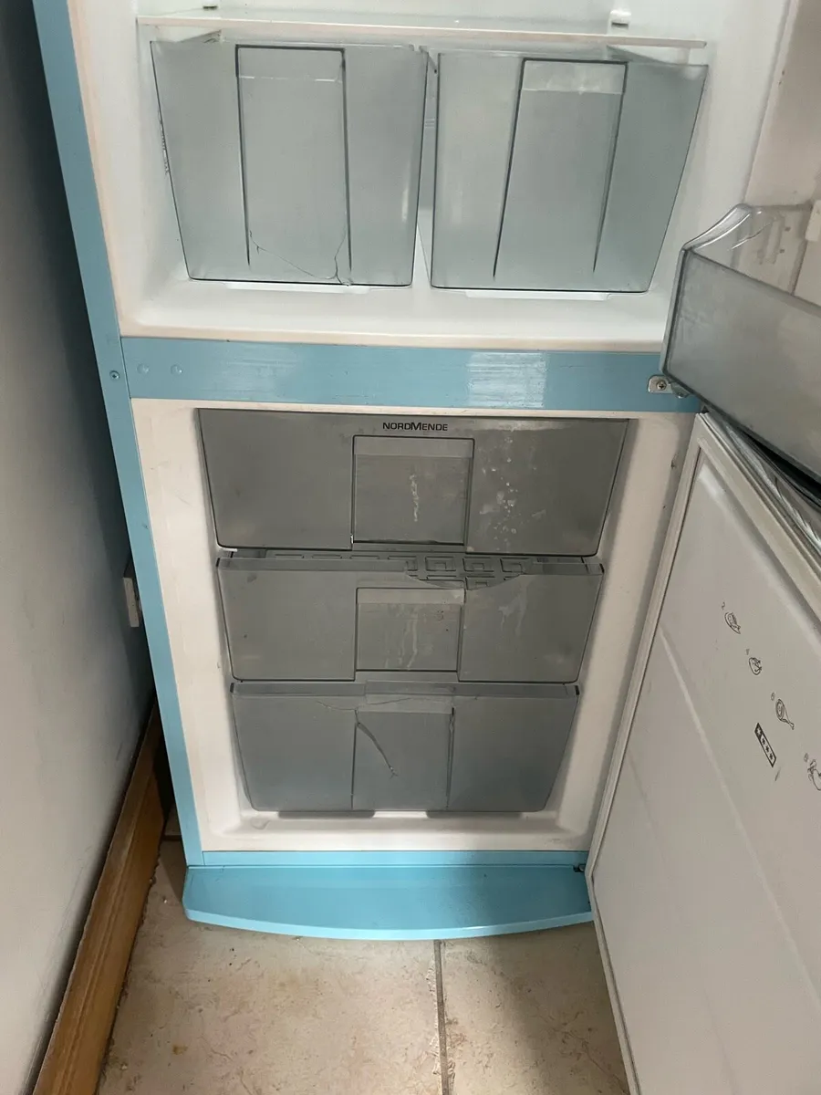 Nordmende No frost, Blue Retro Fridge freezer - Image 4