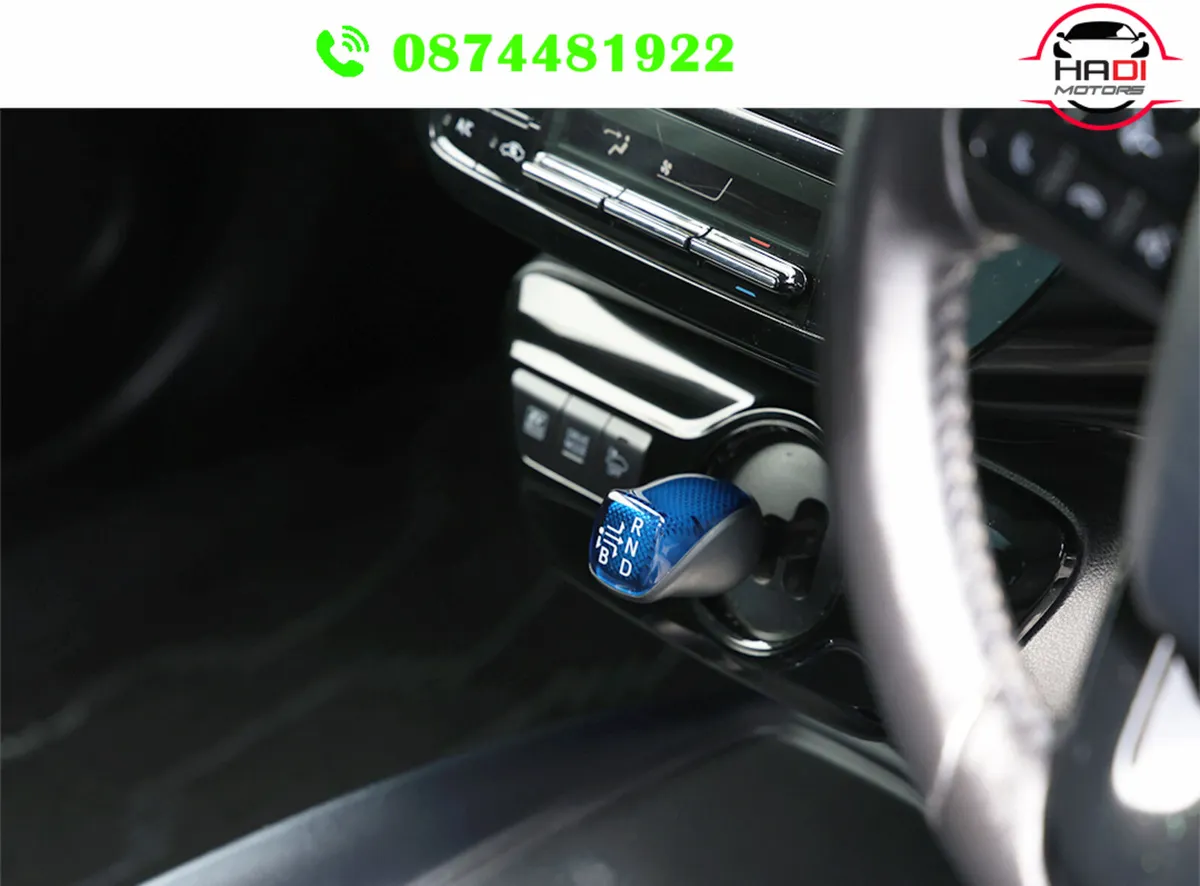 TOYOTA PRIUS 2019 white  hybrid - Image 12