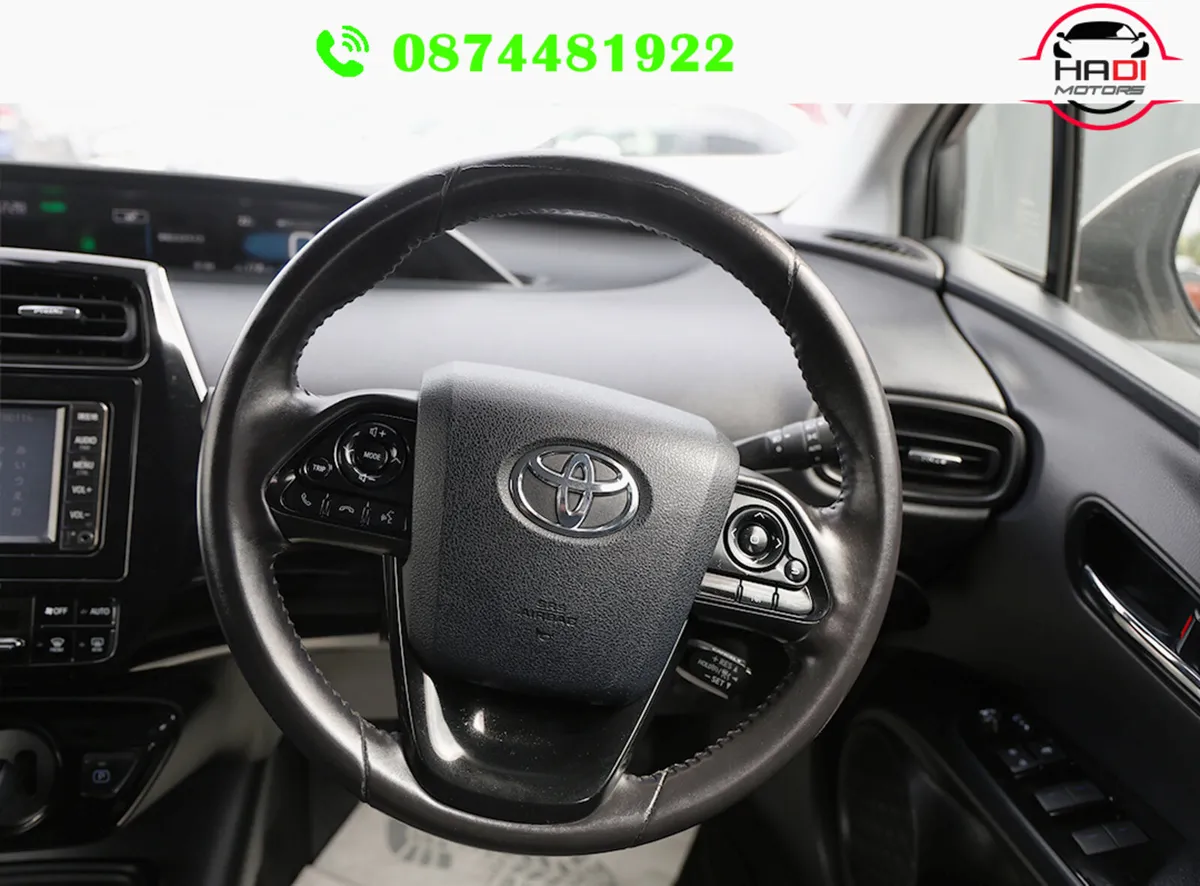 TOYOTA PRIUS 2019 white  hybrid - Image 15