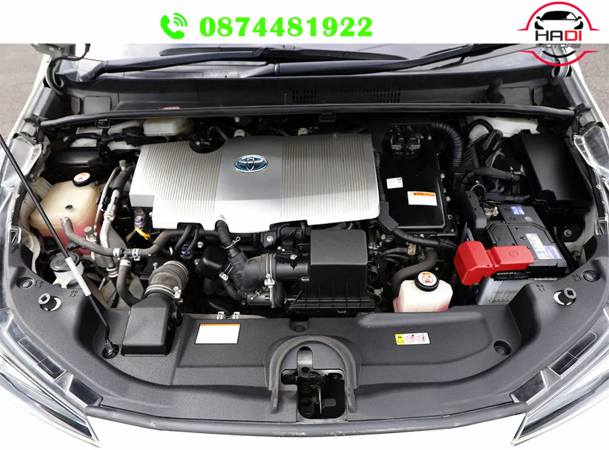 TOYOTA PRIUS 2019 white  hybrid - Image 16