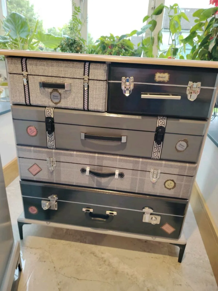 Travel themed lockers and chest  of drawers - Image 4