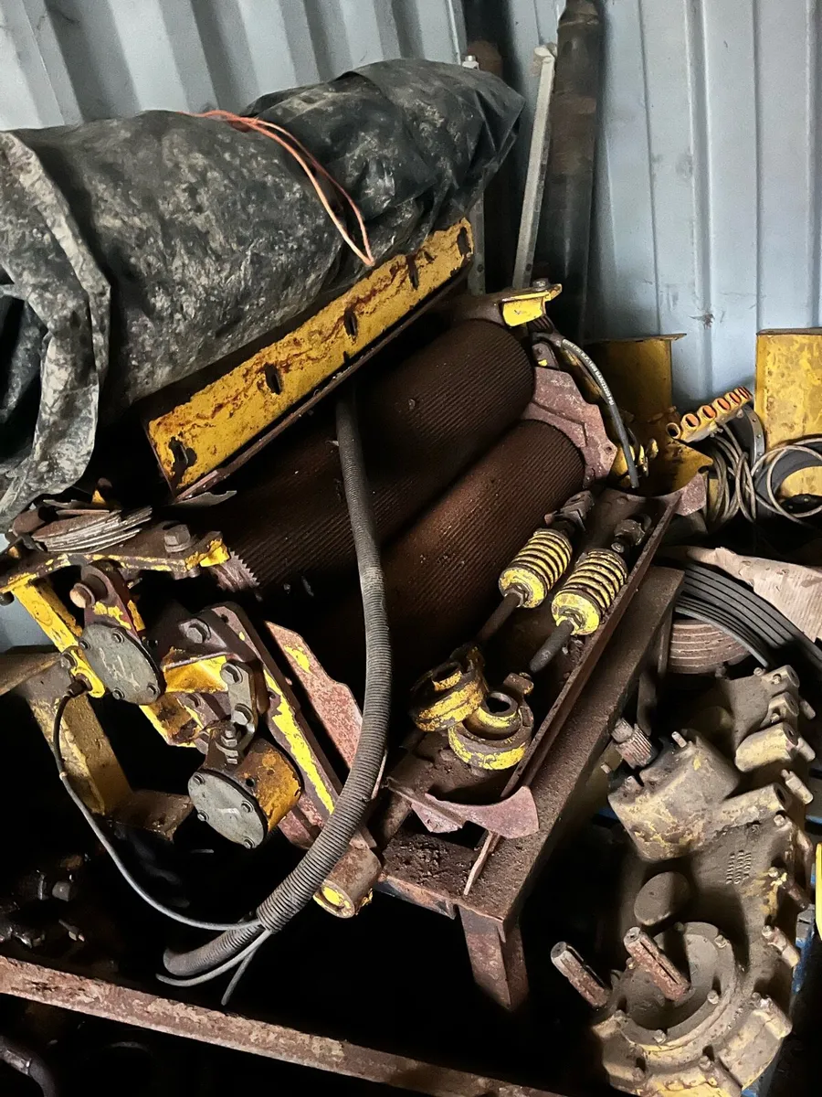 Newholland fx crop processor