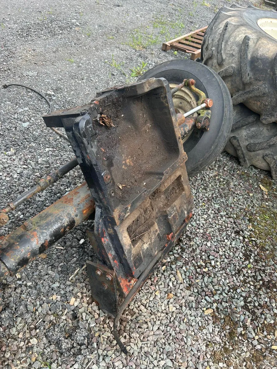 Same/ Lamborghini Front Axle, Tombstone & Wheels - Image 2