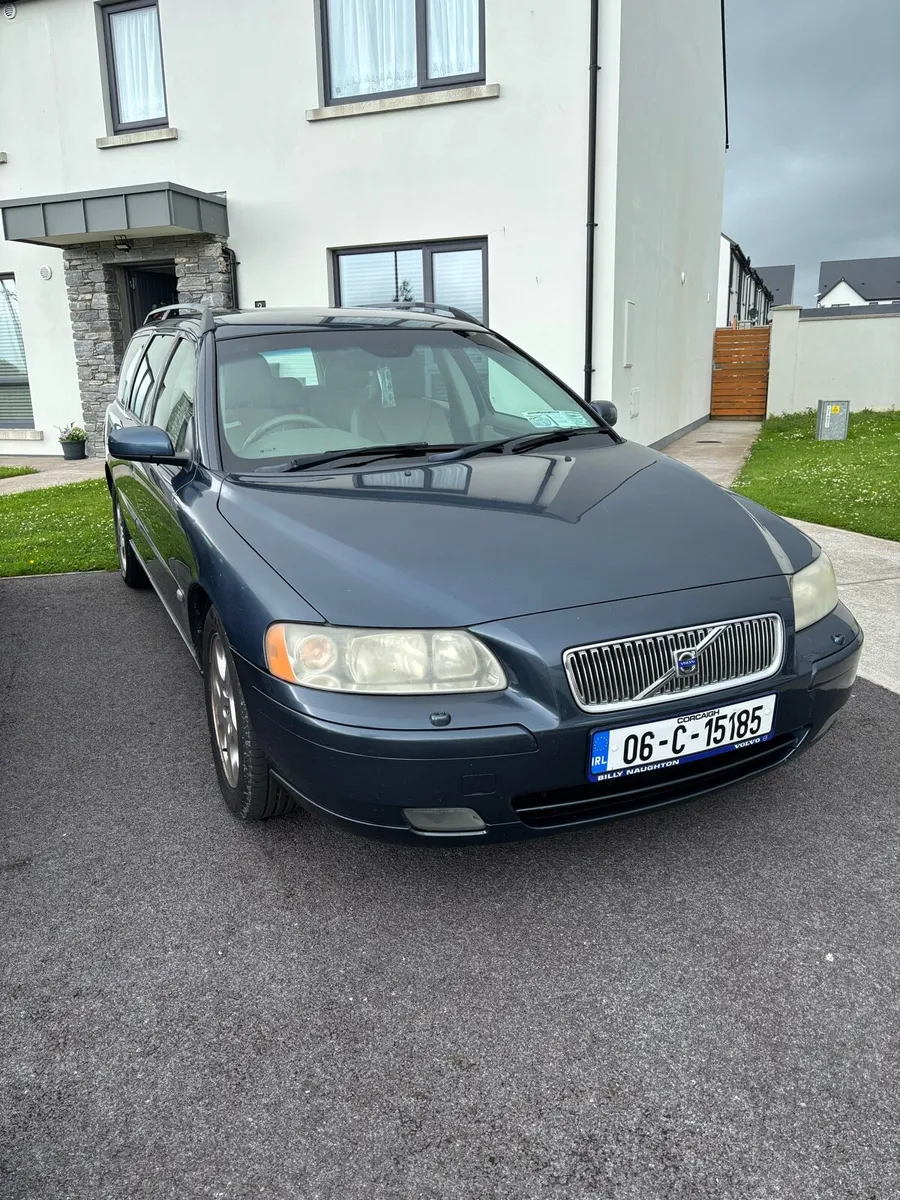 Car - Image 1