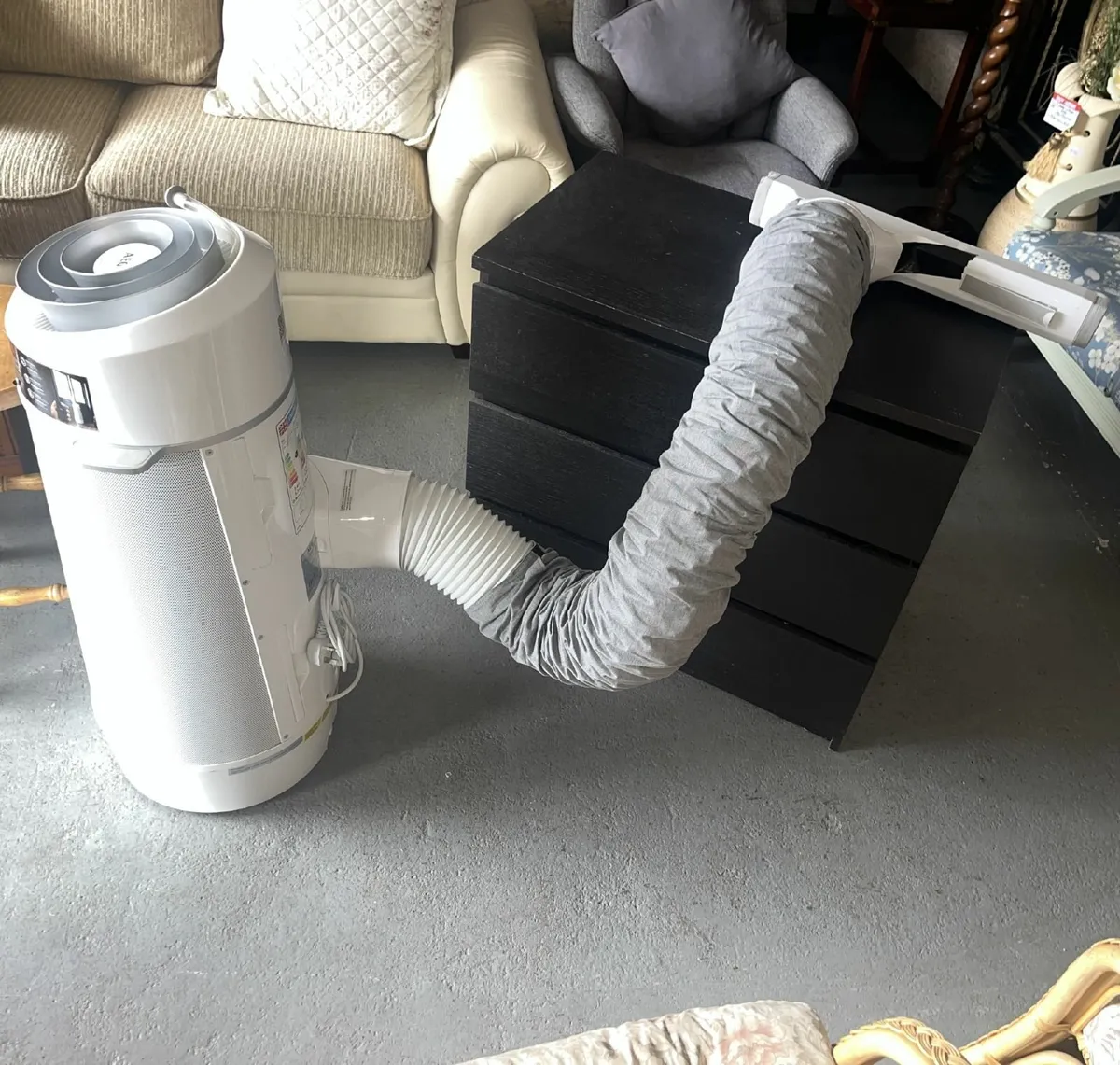 New AEG 9000 BTU 2.6kW A+ Portable Air Conditioner - Image 4