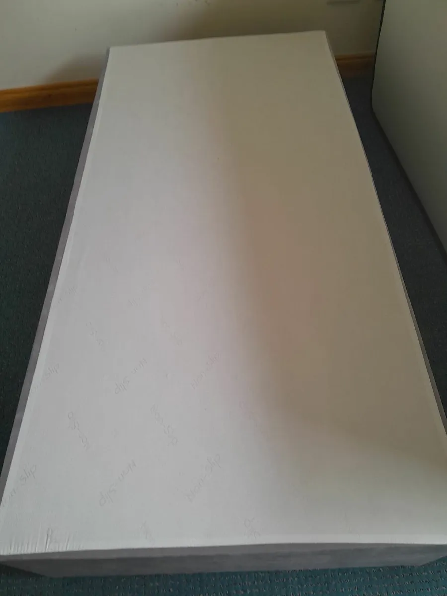 Single Respa mattress and base - Image 2