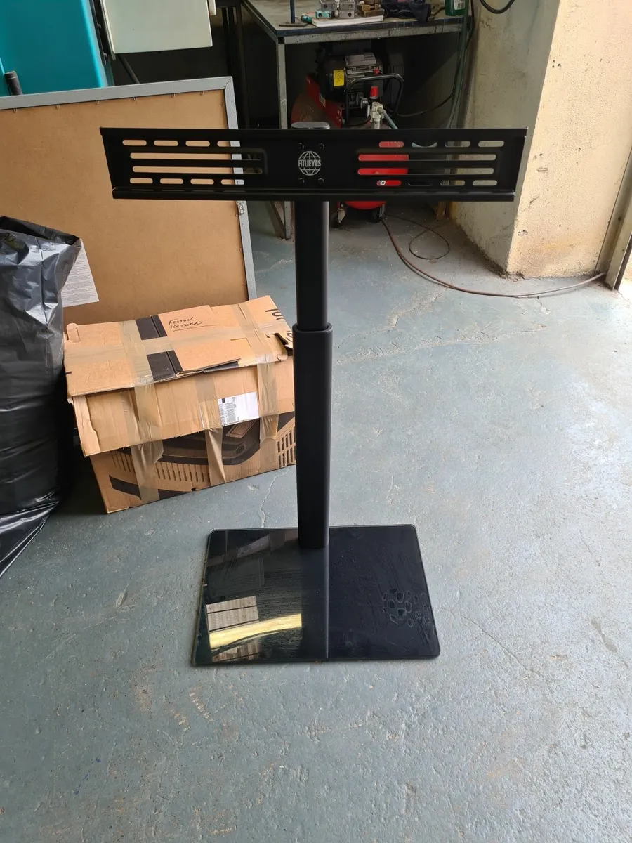 Tv stand - Image 2