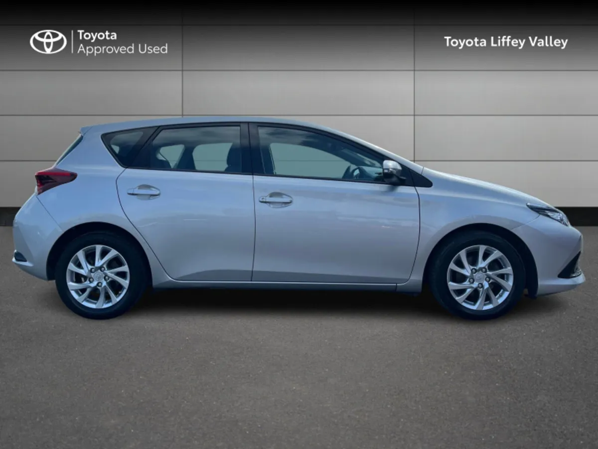 Toyota Auris AURIS 1.4D-4D AURA - Image 3
