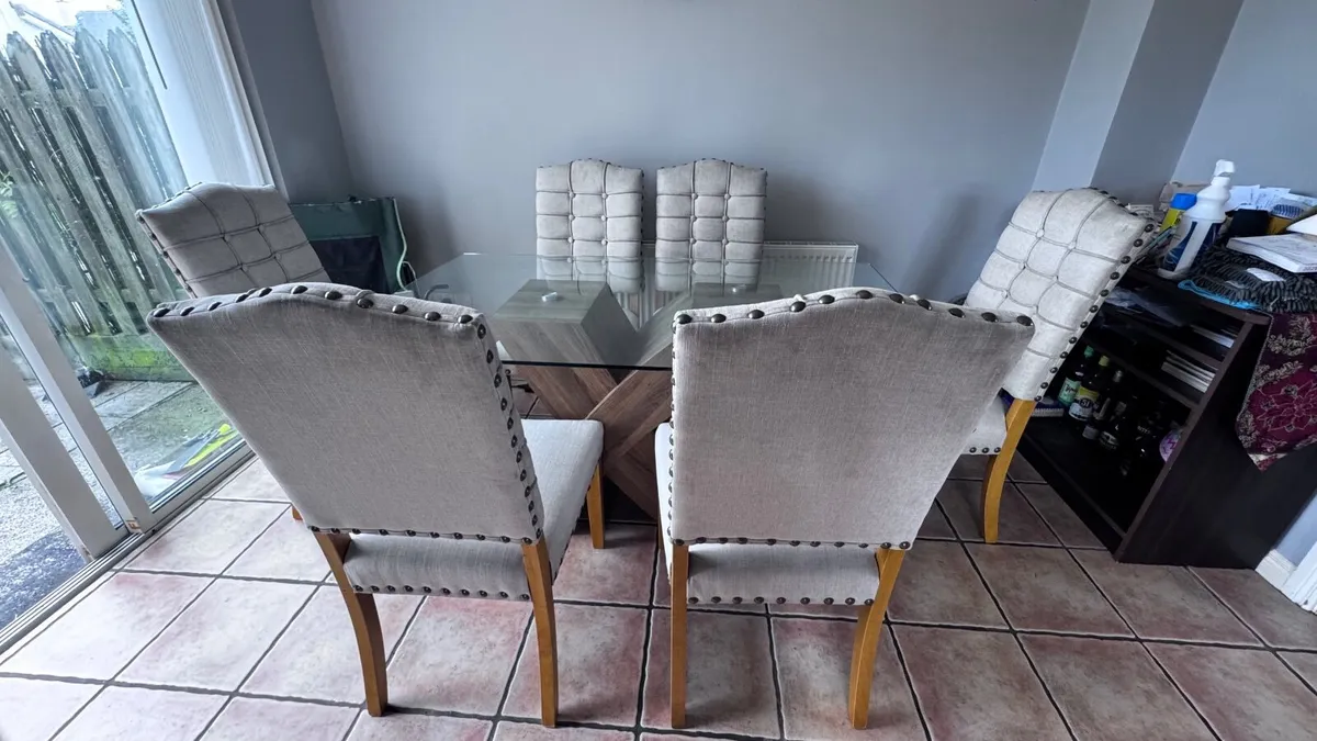 Table & Chairs - Image 1