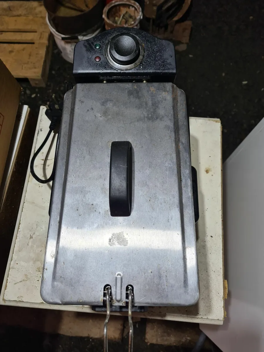Deep Fat Fryer………………….20 - Image 4