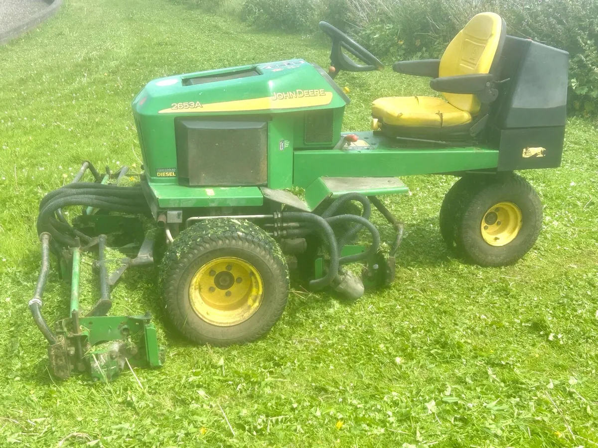 John Deere 2653A-DIESEL Ride On Mower Triplex Reel - Image 1