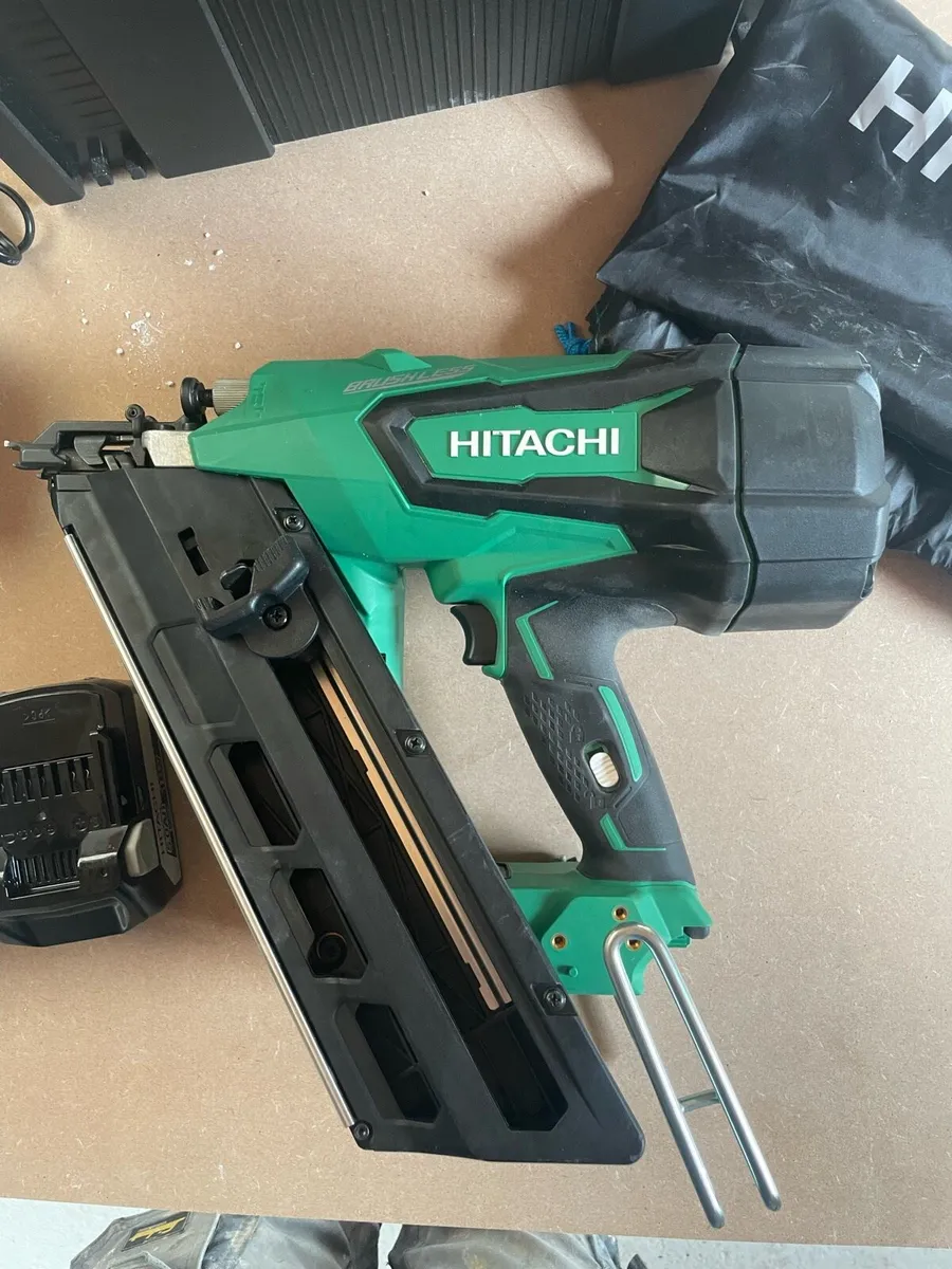 Hitachi 1st fix nail gun - Image 1