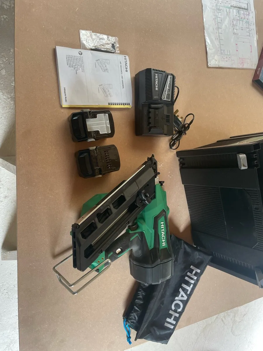 Hitachi 1st fix nail gun - Image 3