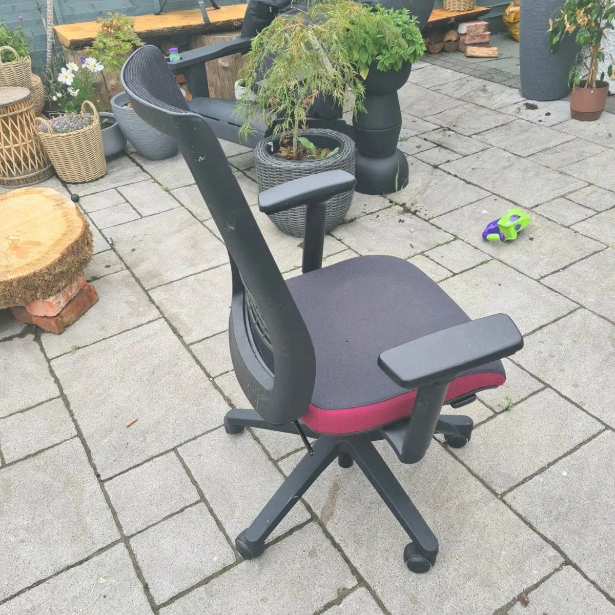 Desk chair - Image 2