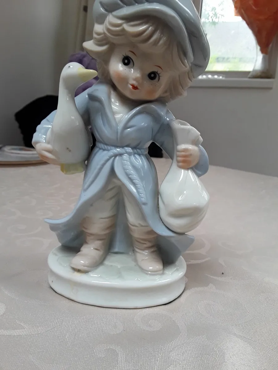 Lovely vintage  kpm porcelain goose boy figurine - Image 1