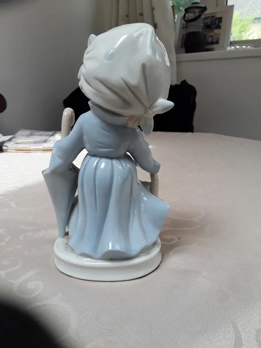 Lovely vintage  kpm porcelain goose boy figurine - Image 4