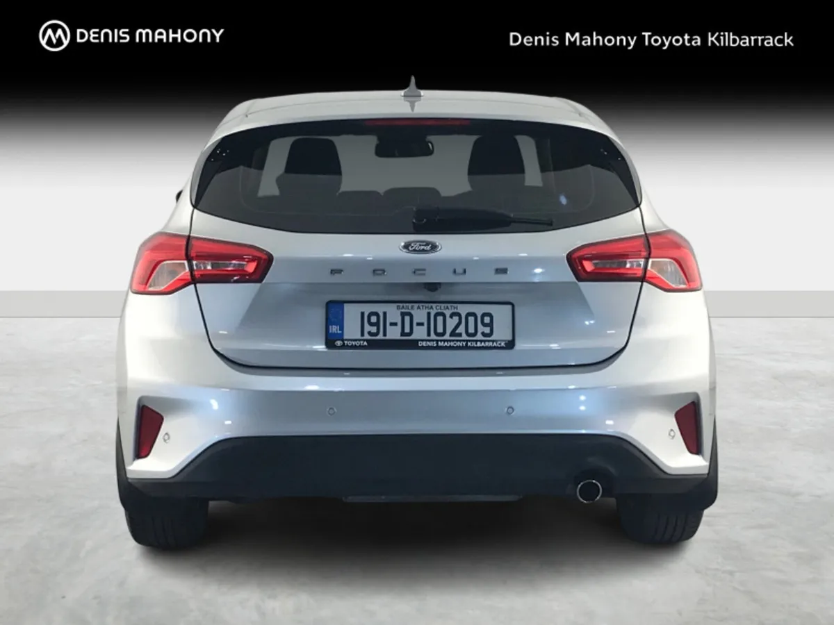 Ford Focus TITANIUM 1.5 TDCI 125PS 6 5DR 6SPEED - Image 4