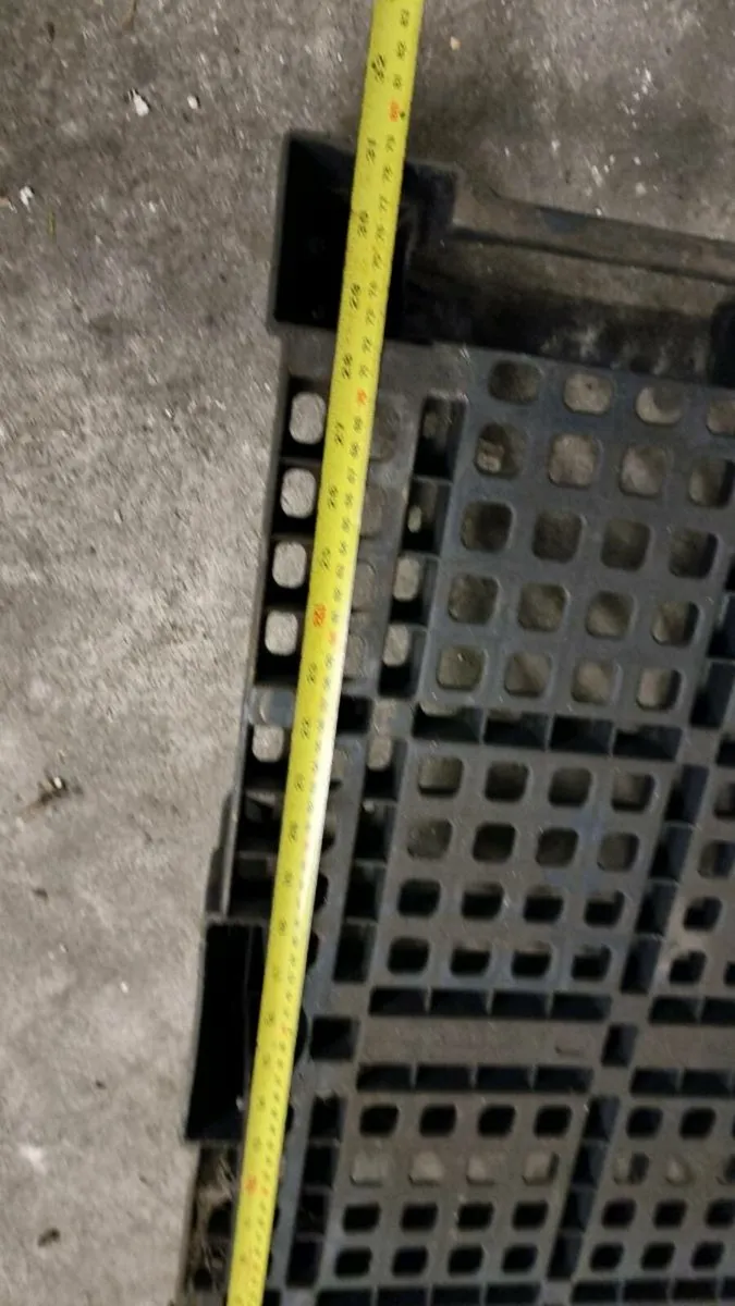 Plastic pallets - Image 4