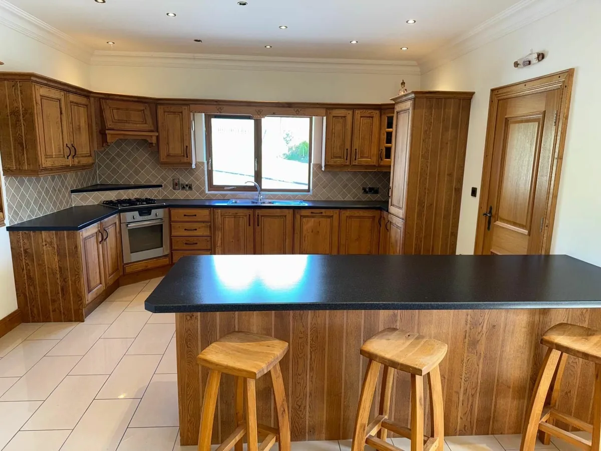 Kitchen & Appliances - Image 1