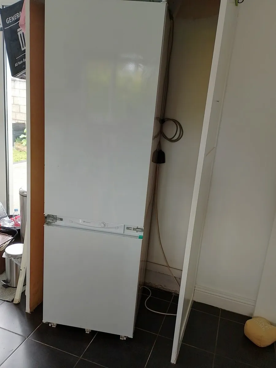 Hotpoint Integrated Fridge Freezer 70/30 - Image 1