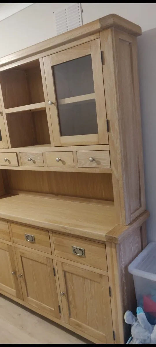 Dresser - Image 3