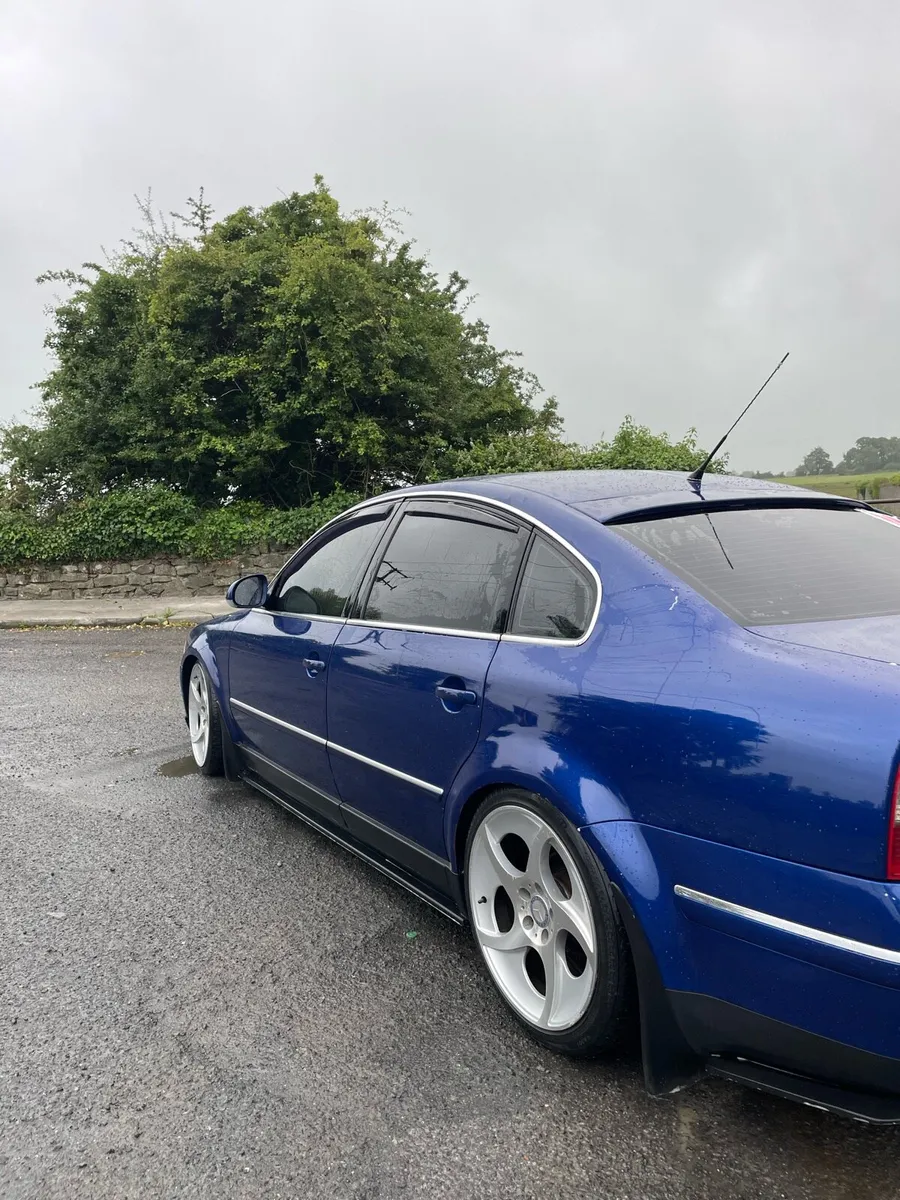 Car - Image 4