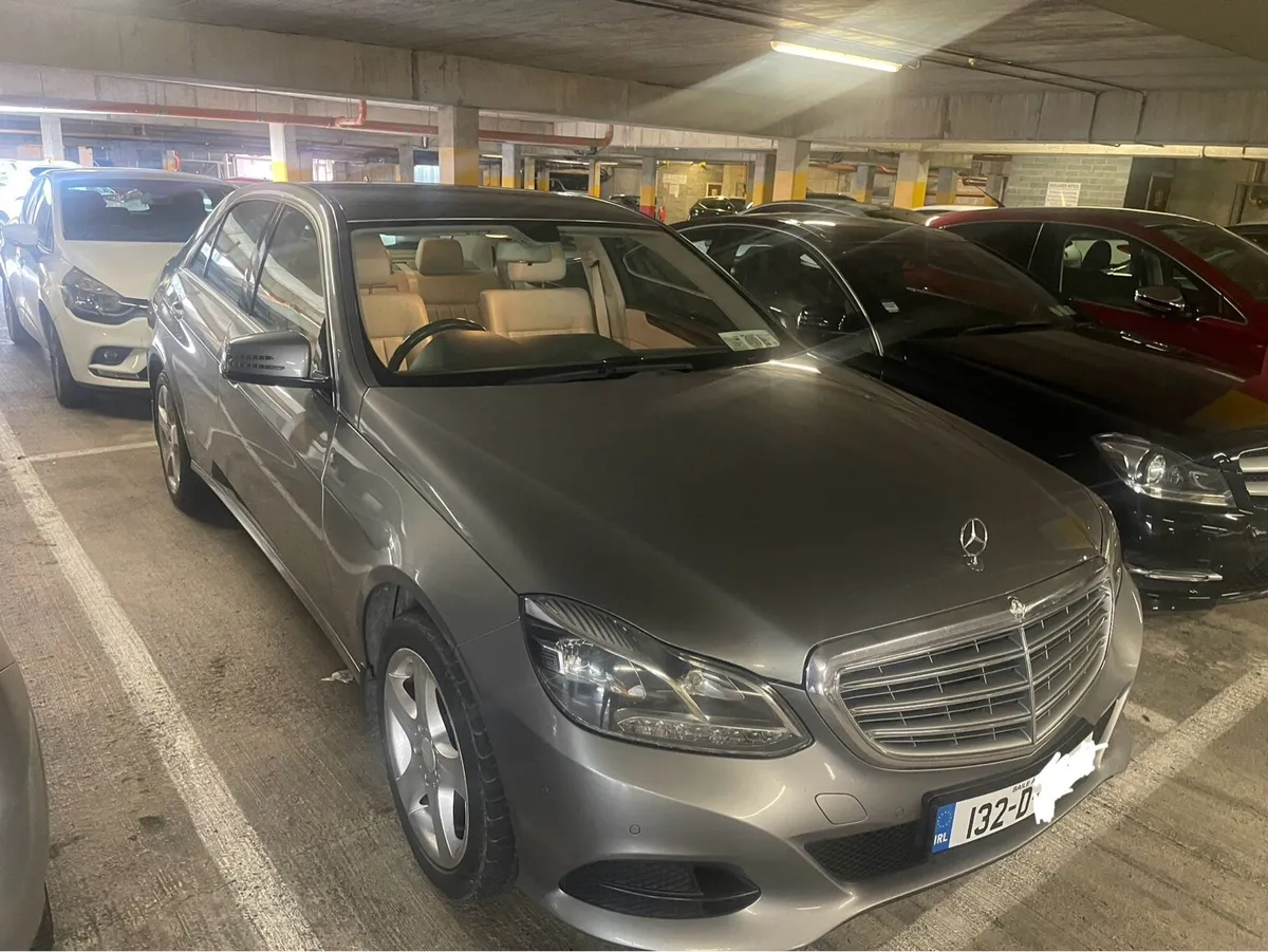 Mercedes E200 - Facelift model - Image 2