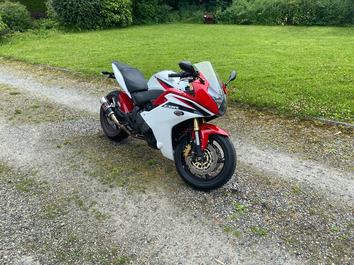Honda CBR600F - Image 1