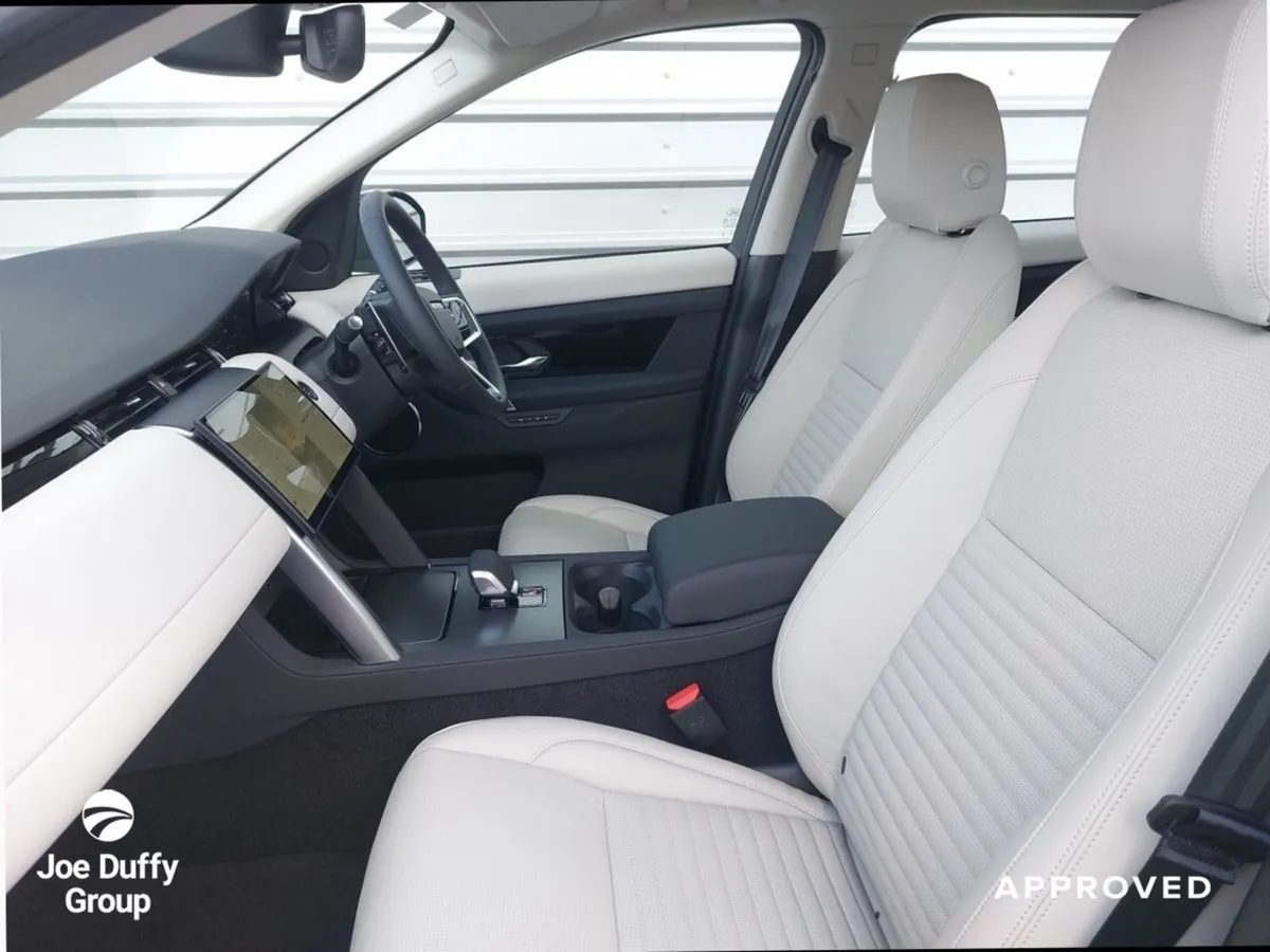Land Rover Discovery Sport 1.5 Dynamic SE Auto - Image 4