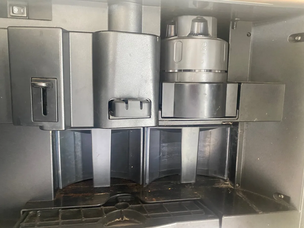 Integrated Mile coffee machine - Image 1