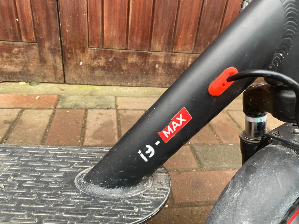 Electric scooter - Image 3