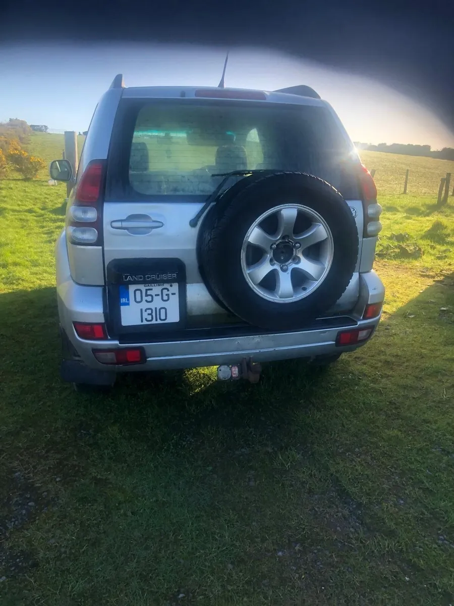 Toyota Land Cruiser 2005 - Image 1