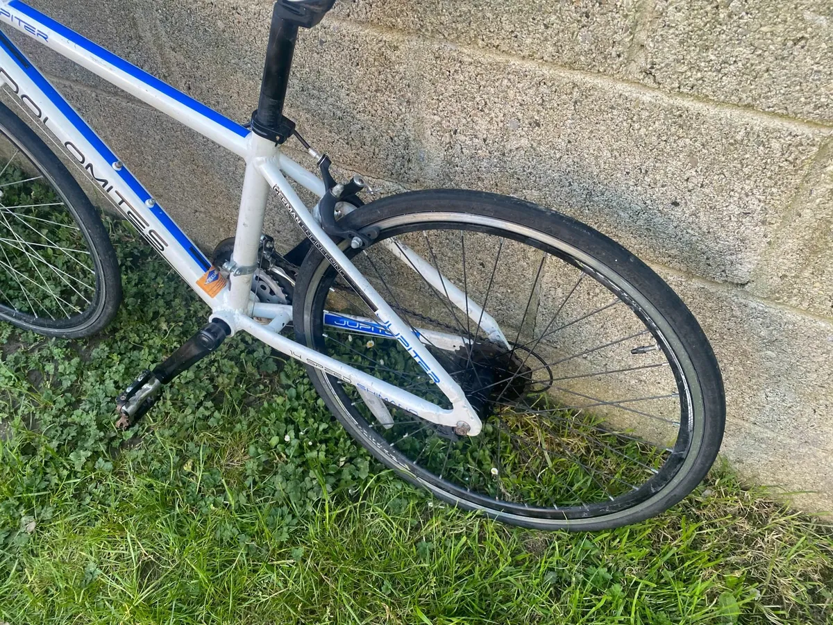 Jupiter Dolomites 23inch Road Bike - Image 3
