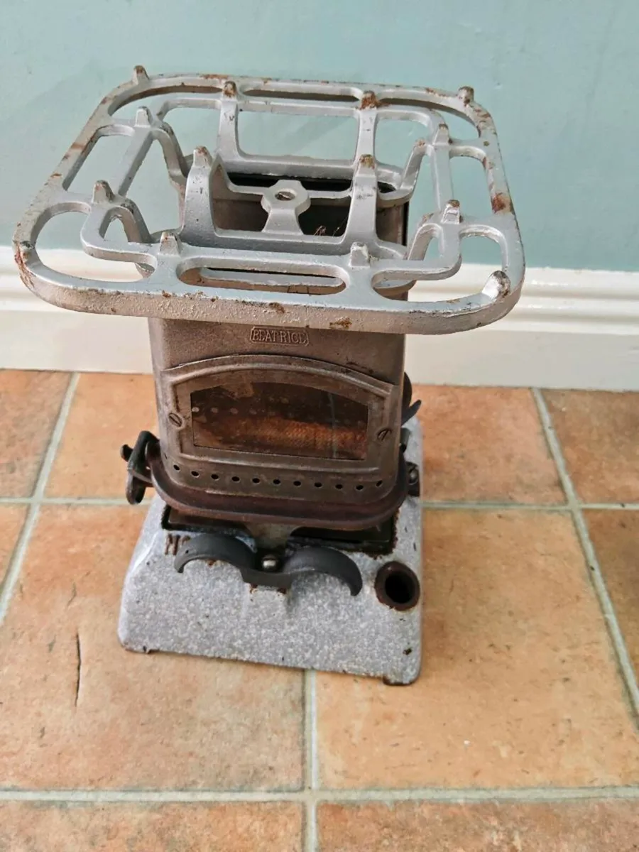 Harper Beatrice paraffin stove - Image 1