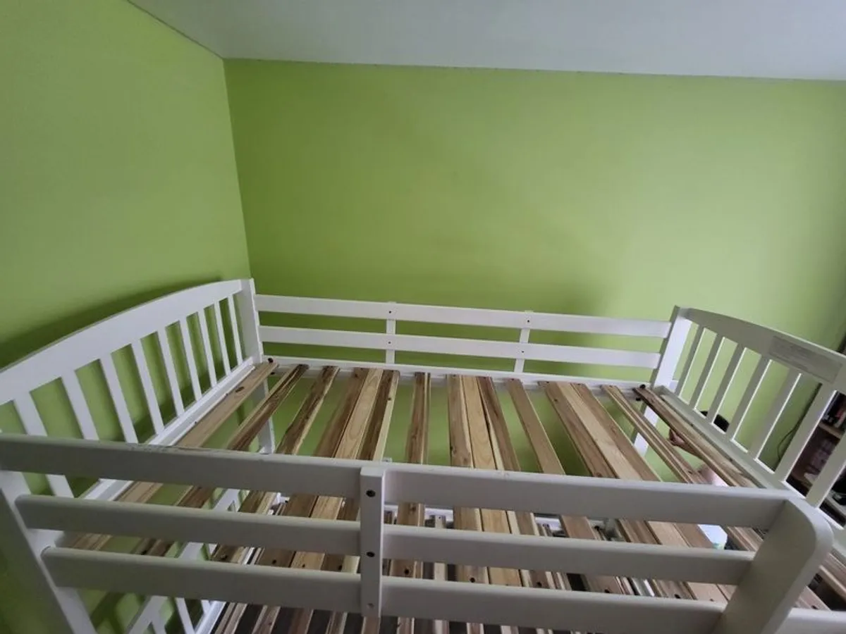 bunk bed - Image 2