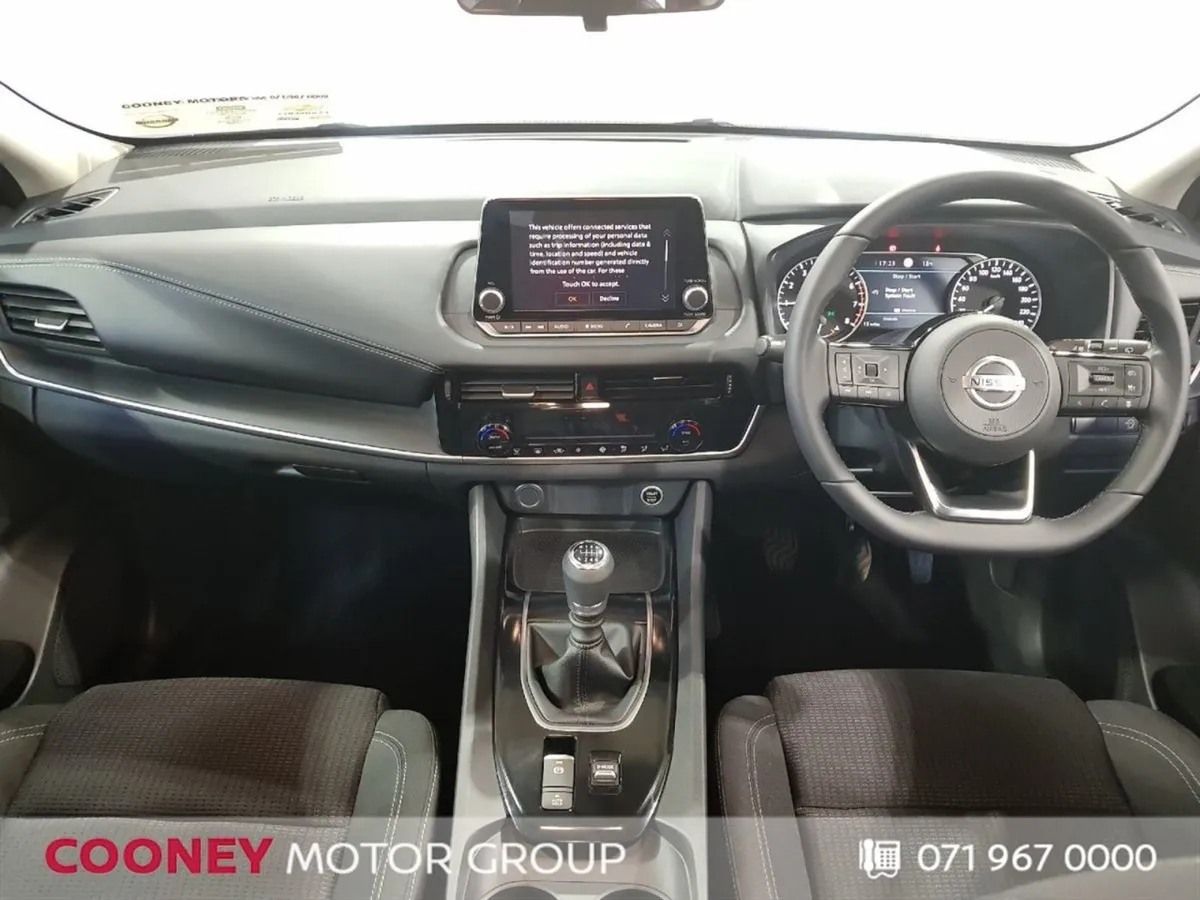 Nissan QASHQAI 1.3 PET Mild Hybrid SV Stock Clear - Image 2