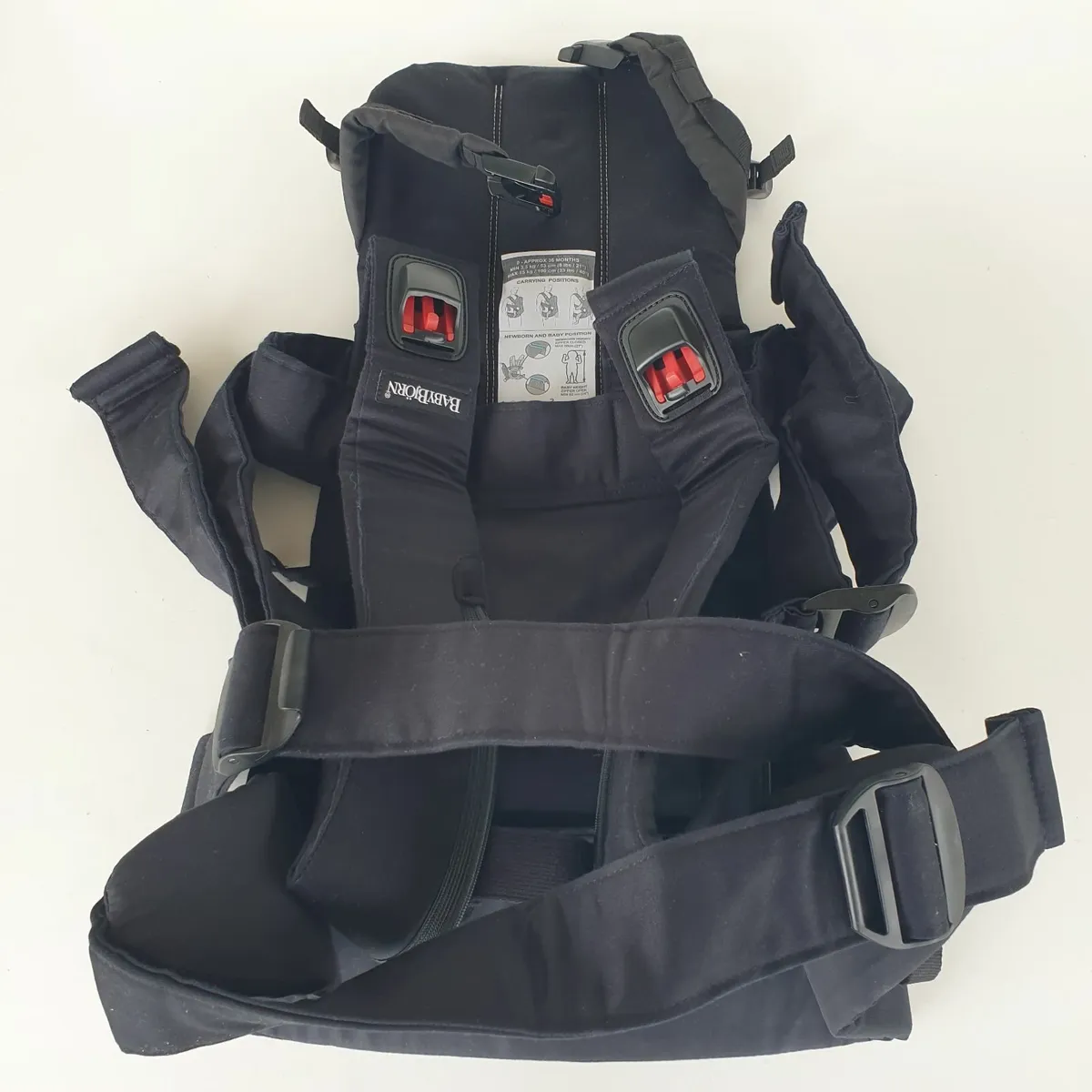 Babybjorn WE black baby carrier boxed - Image 3